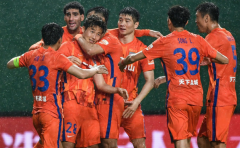 深夜11点！中国足坛再迎动荡，中超2022赛季第一